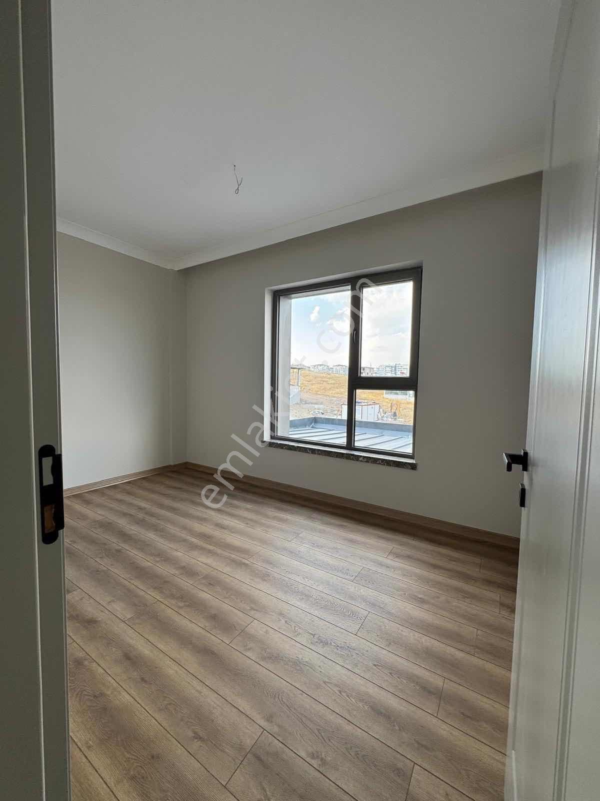 Bağlıca'da 5+1 Site İçerisin'de Oturumma Hazır Lüks Villa — fotoğraf 36