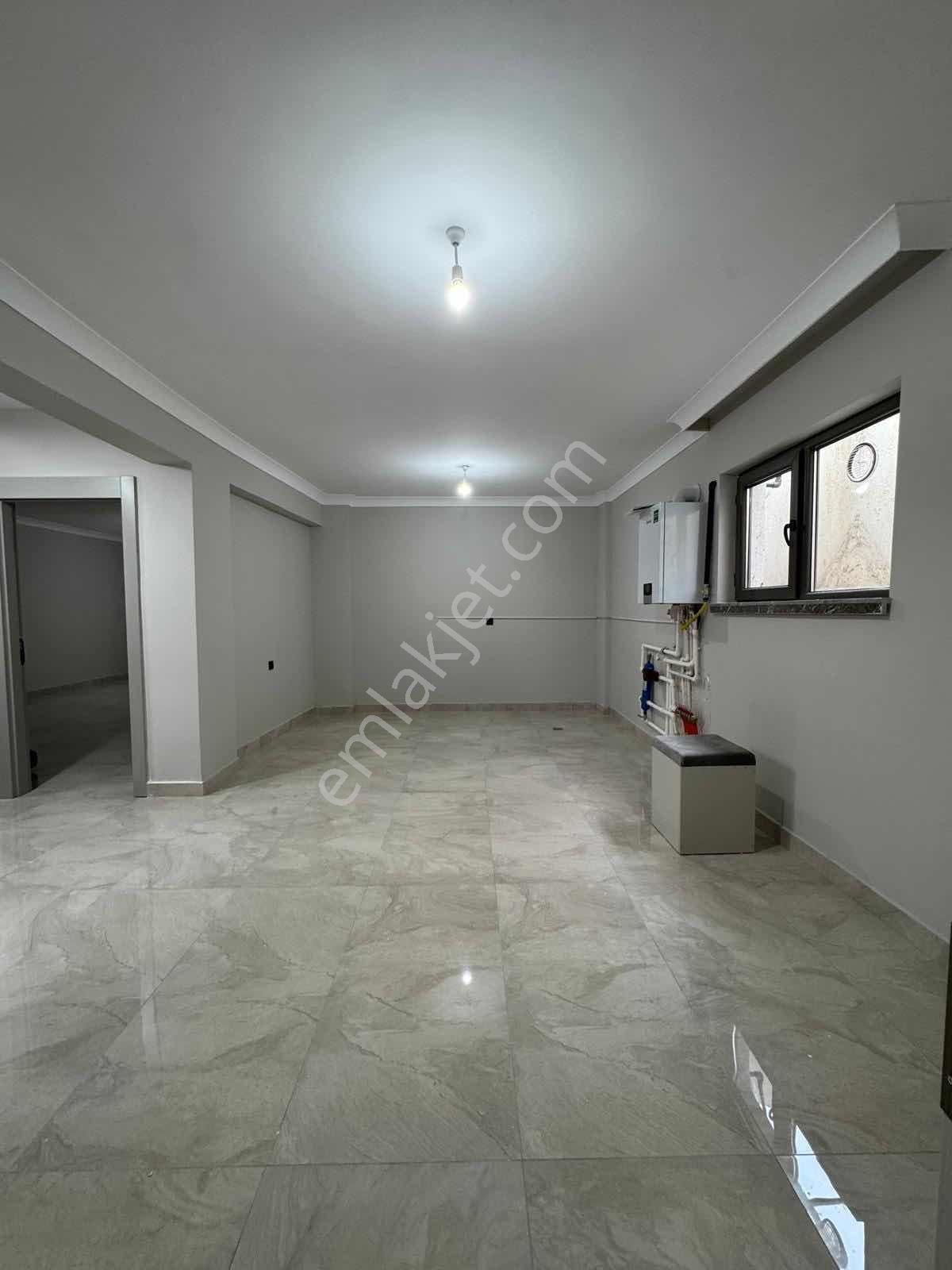 Bağlıca'da 5+1 Site İçerisin'de Oturumma Hazır Lüks Villa — fotoğraf 43
