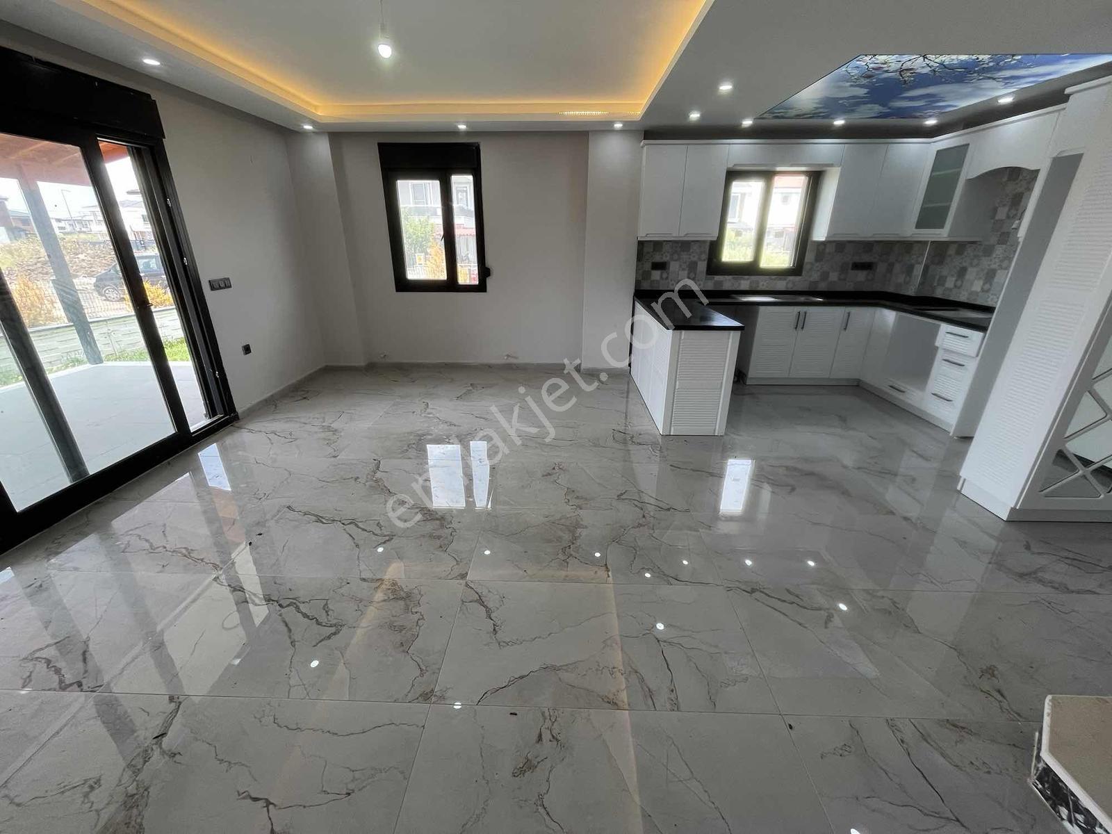 Dağlı Gayrimenkul'den|3+1|lüks Yapım|geniş&büyük|fırsat|villa — fotoğraf 16