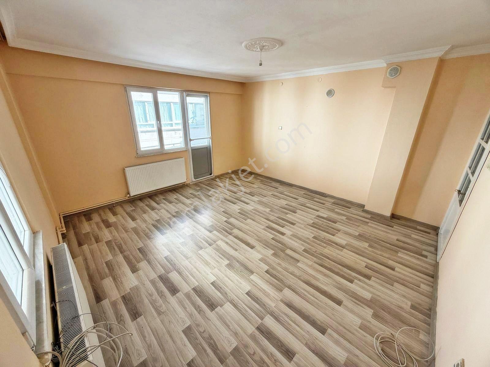 Aktif'ten Akçay Merkez'de Satılık Denize 500mt Arakat Ferah 2+1 Daire — fotoğraf 9