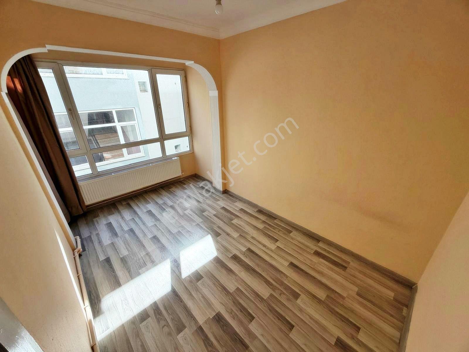 Aktif'ten Akçay Merkez'de Satılık Denize 500mt Arakat Ferah 2+1 Daire — fotoğraf 17