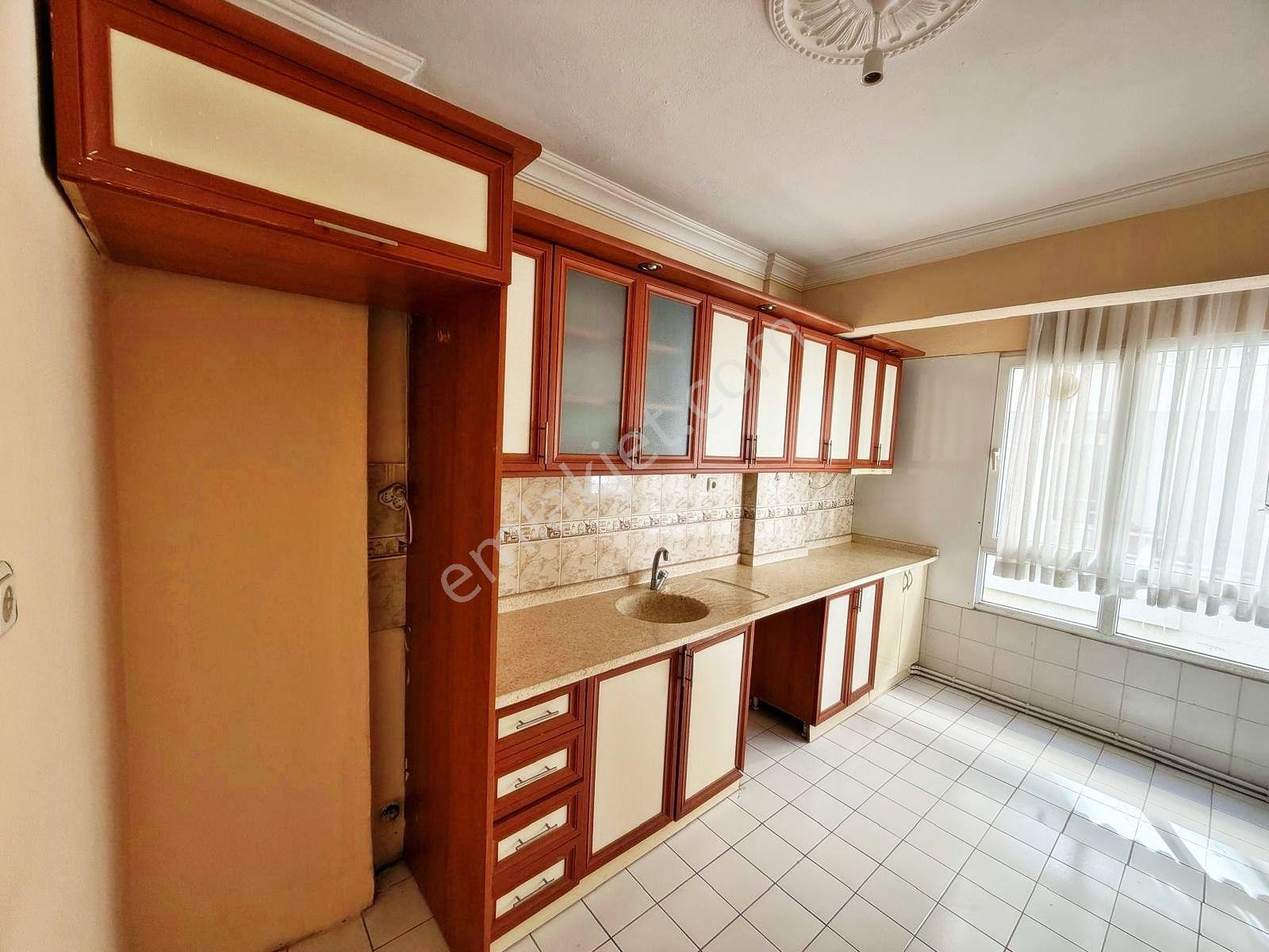 Aktif'ten Akçay Merkez'de Satılık Denize 500mt Arakat Ferah 2+1 Daire — fotoğraf 29