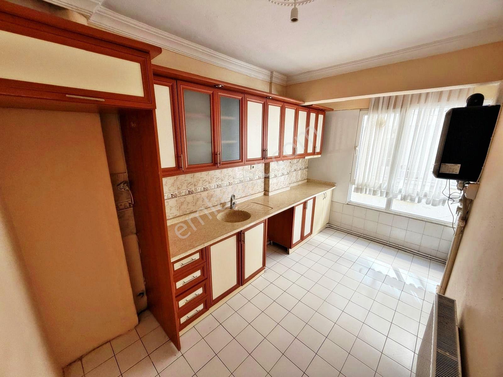 Aktif'ten Akçay Merkez'de Satılık Denize 500mt Arakat Ferah 2+1 Daire — fotoğraf 31