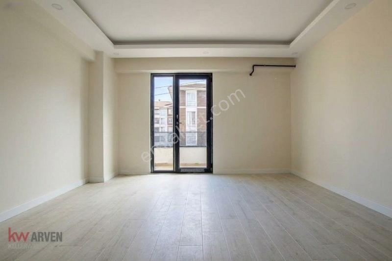 Kw Arven - Başiskele Döngelde Havuzlu Site 2+1 Dubleks Daire! — fotoğraf 10