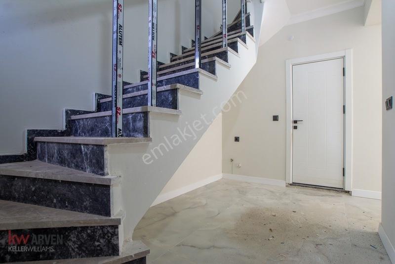 Kw Arven - Başiskele Döngelde Havuzlu Site 2+1 Dubleks Daire! — fotoğraf 16