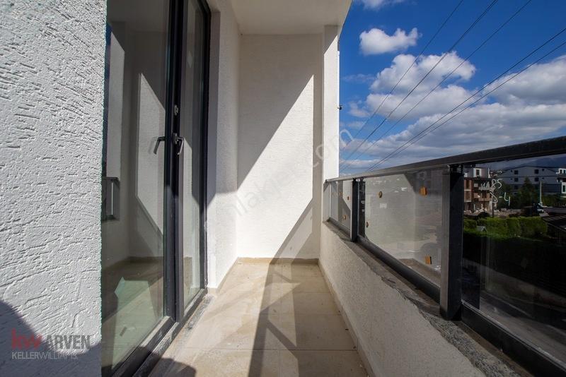 Kw Arven - Başiskele Döngelde Havuzlu Site 2+1 Dubleks Daire! — fotoğraf 25