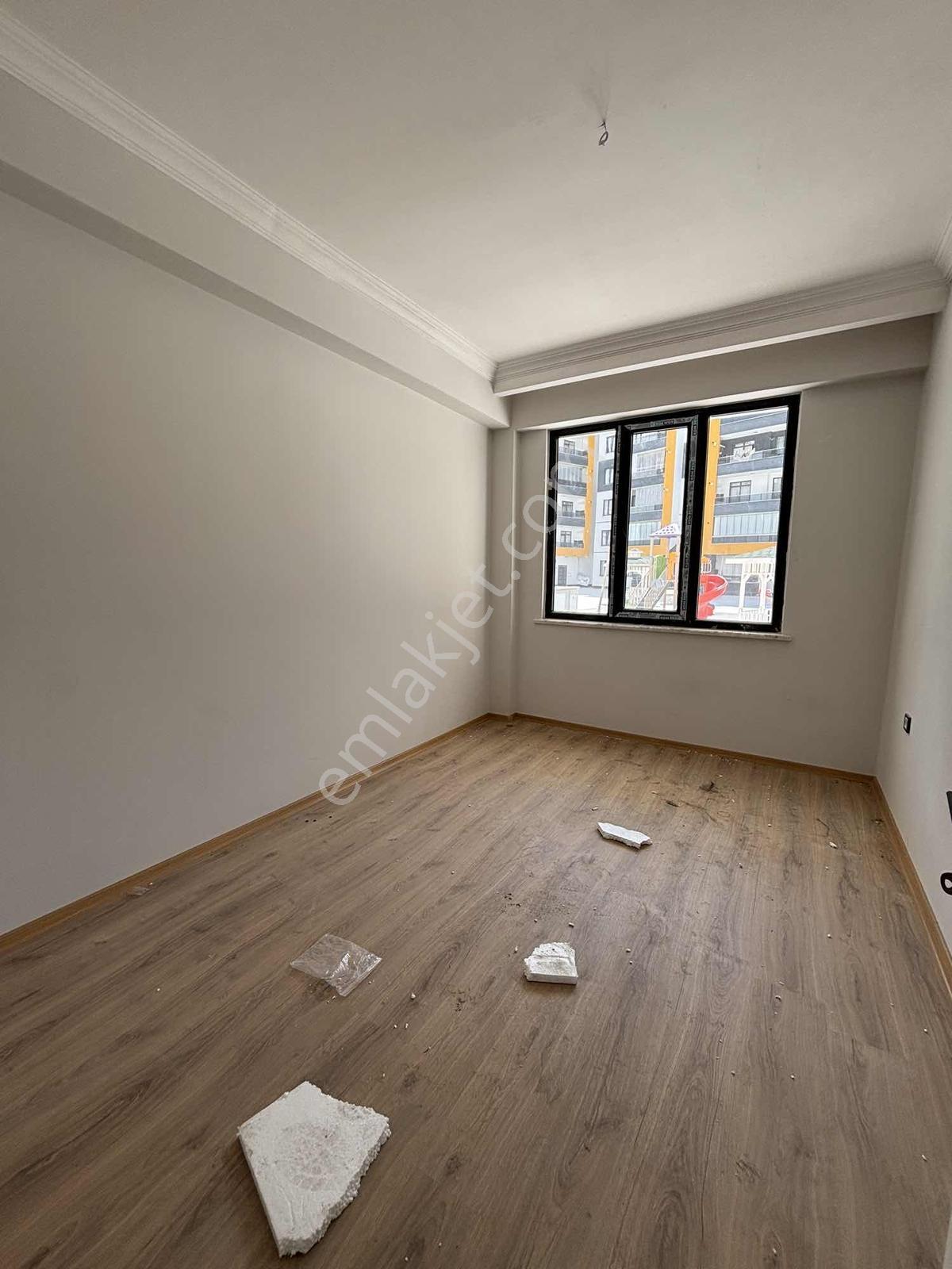 Çimenlik Caddesin'de Satılık 3+1 Sıfır Daire — fotoğraf 18