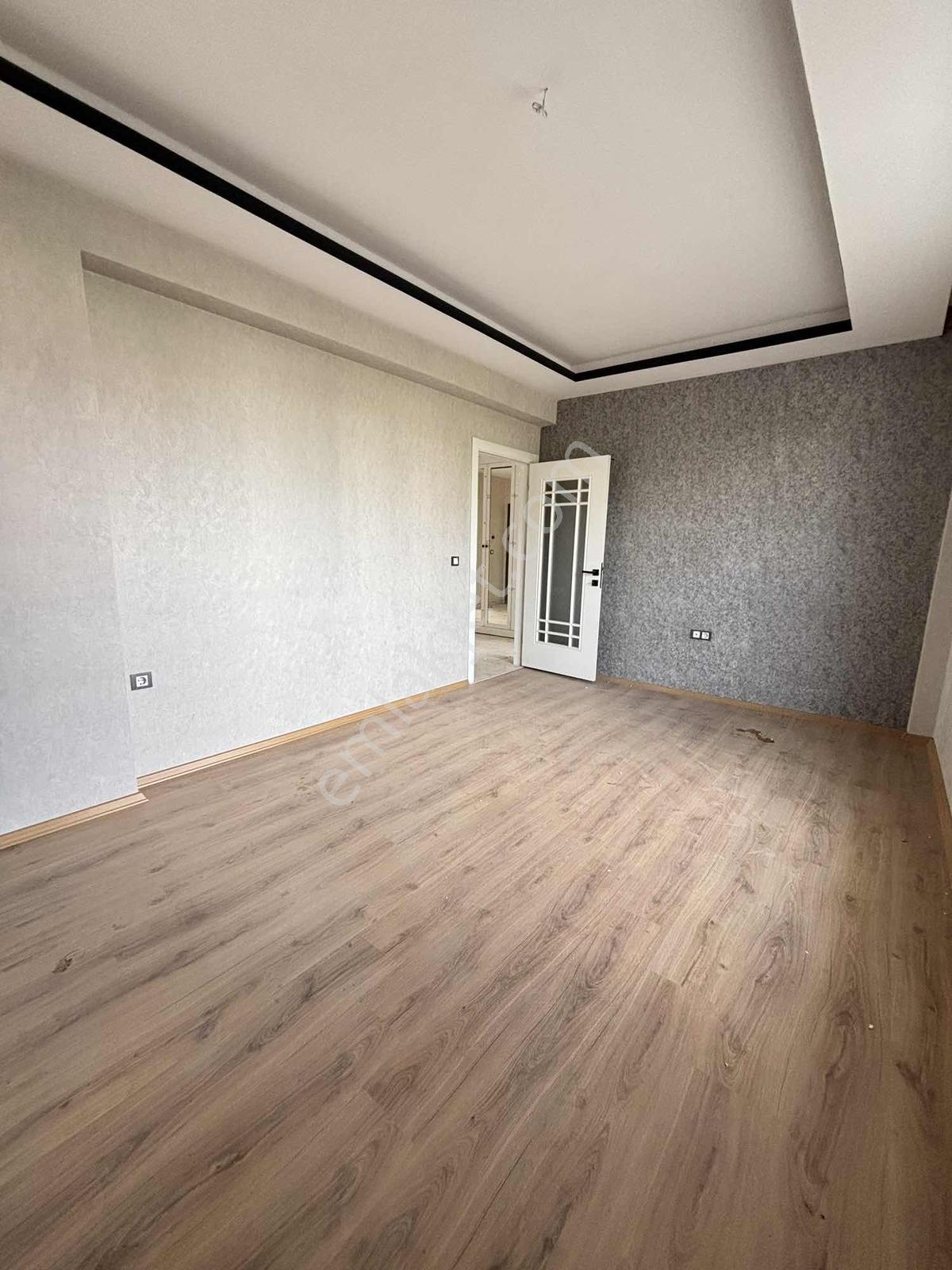Çimenlik Caddesin'de Satılık 3+1 Sıfır Daire — fotoğraf 23