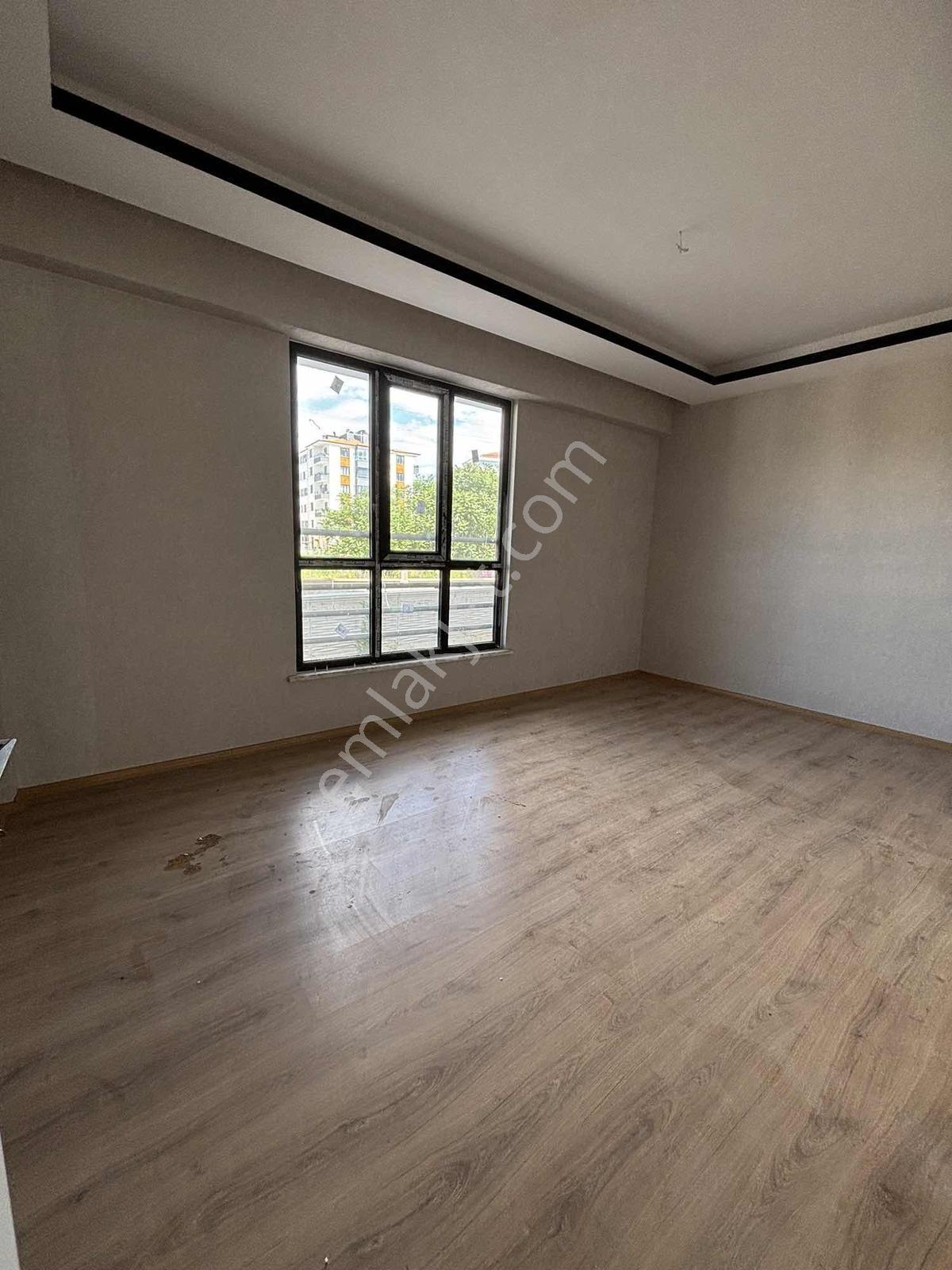 Çimenlik Caddesin'de Satılık 3+1 Sıfır Daire — fotoğraf 24