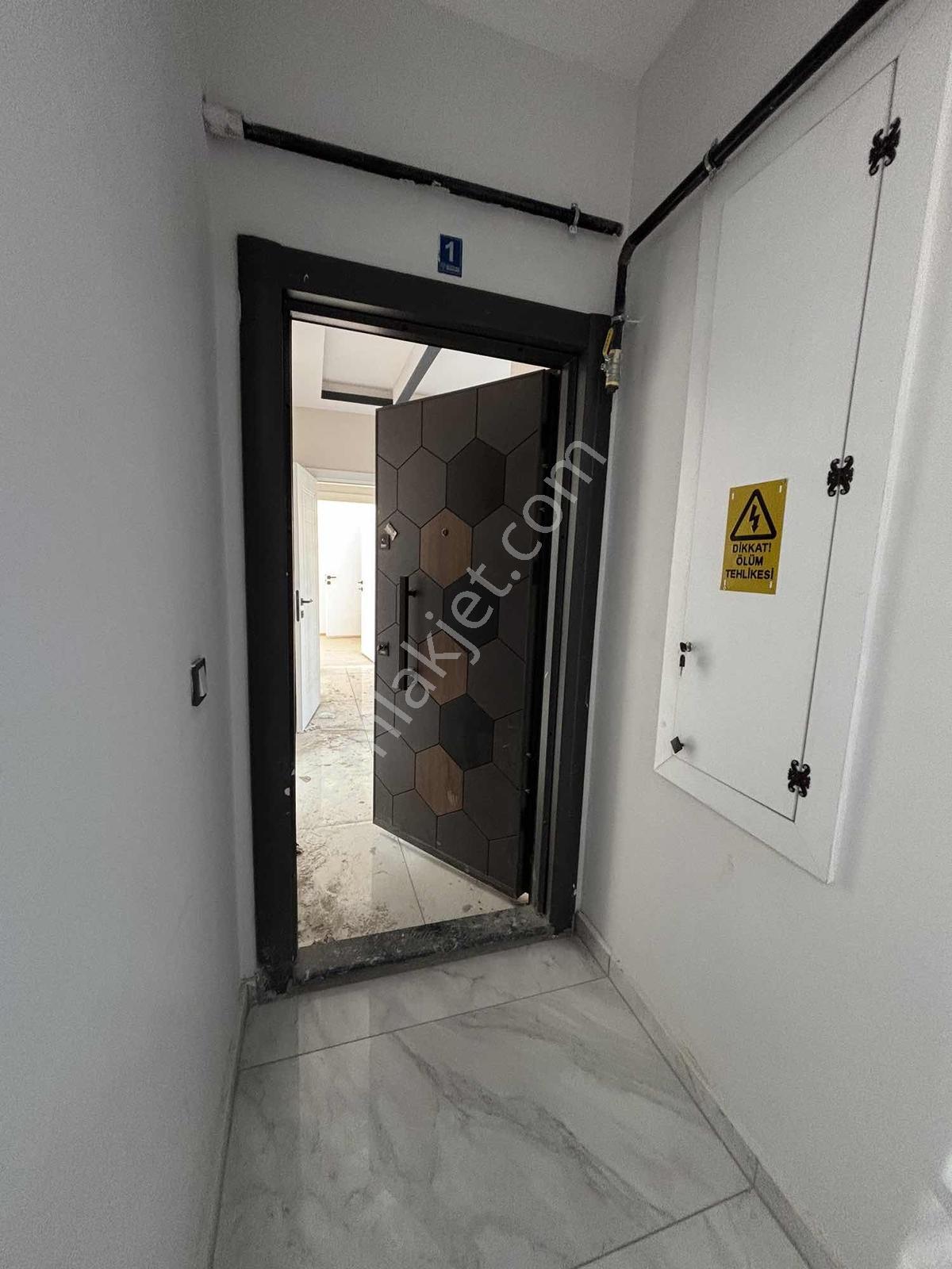 Çimenlik Caddesin'de Satılık 3+1 Sıfır Daire — fotoğraf 28