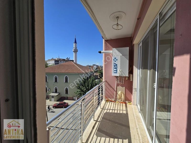 Antika Gayrimenkul'den Köşe Başı Camii Karşısı Satılık Daire — fotoğraf 5