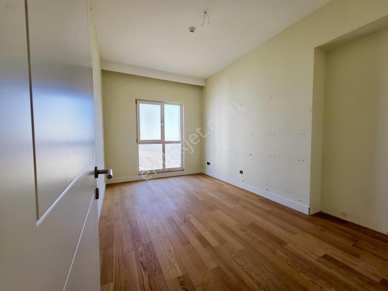 Sinpaş Marina 5. Blokta Satılık 3.5+1 Rezidans — fotoğraf 5