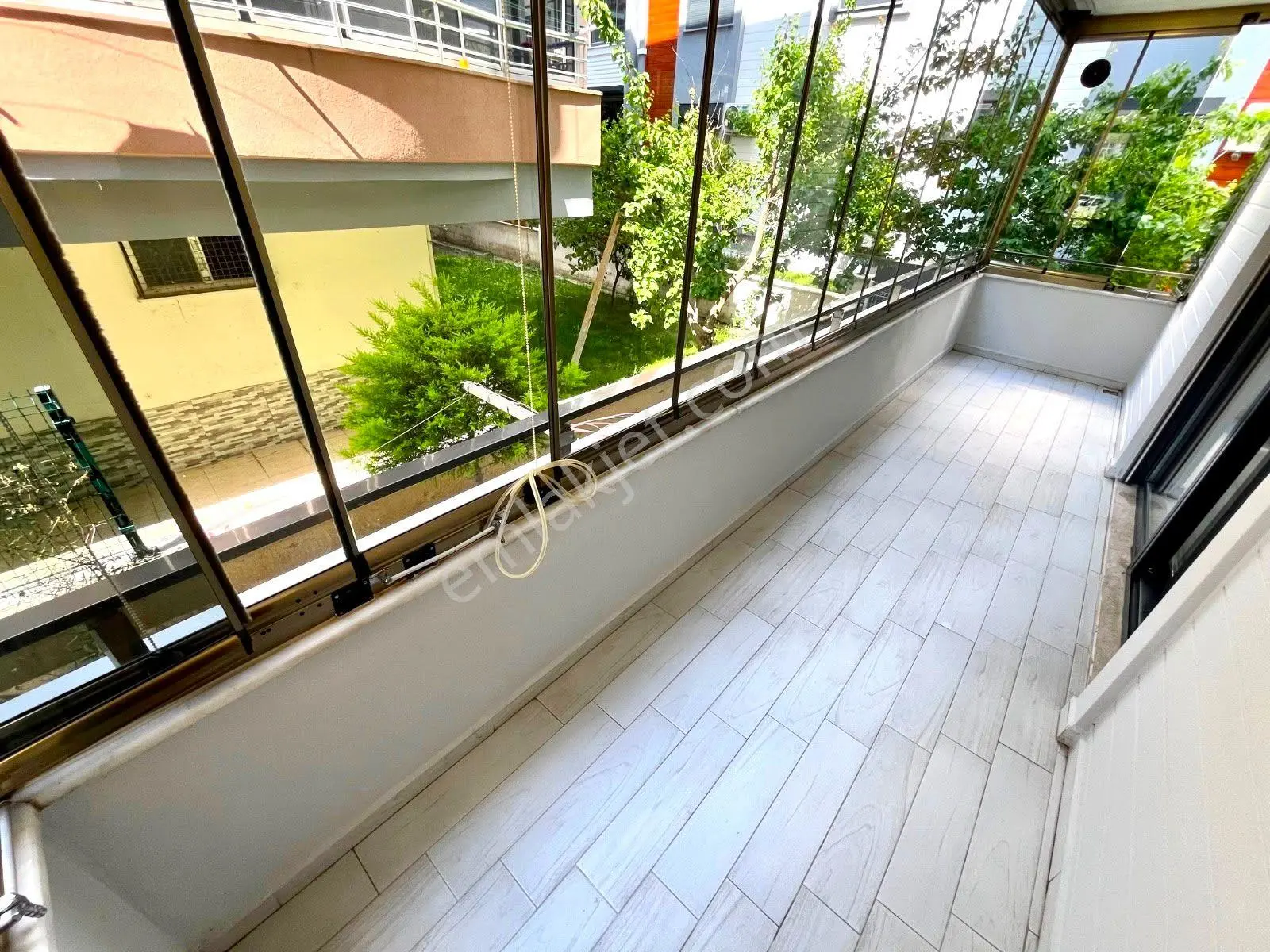 Referans'tan Altınkum'da Ayrı Mutfak Doğalgazlı Modern Tasarımlı 2+1 Daire — fotoğraf 7