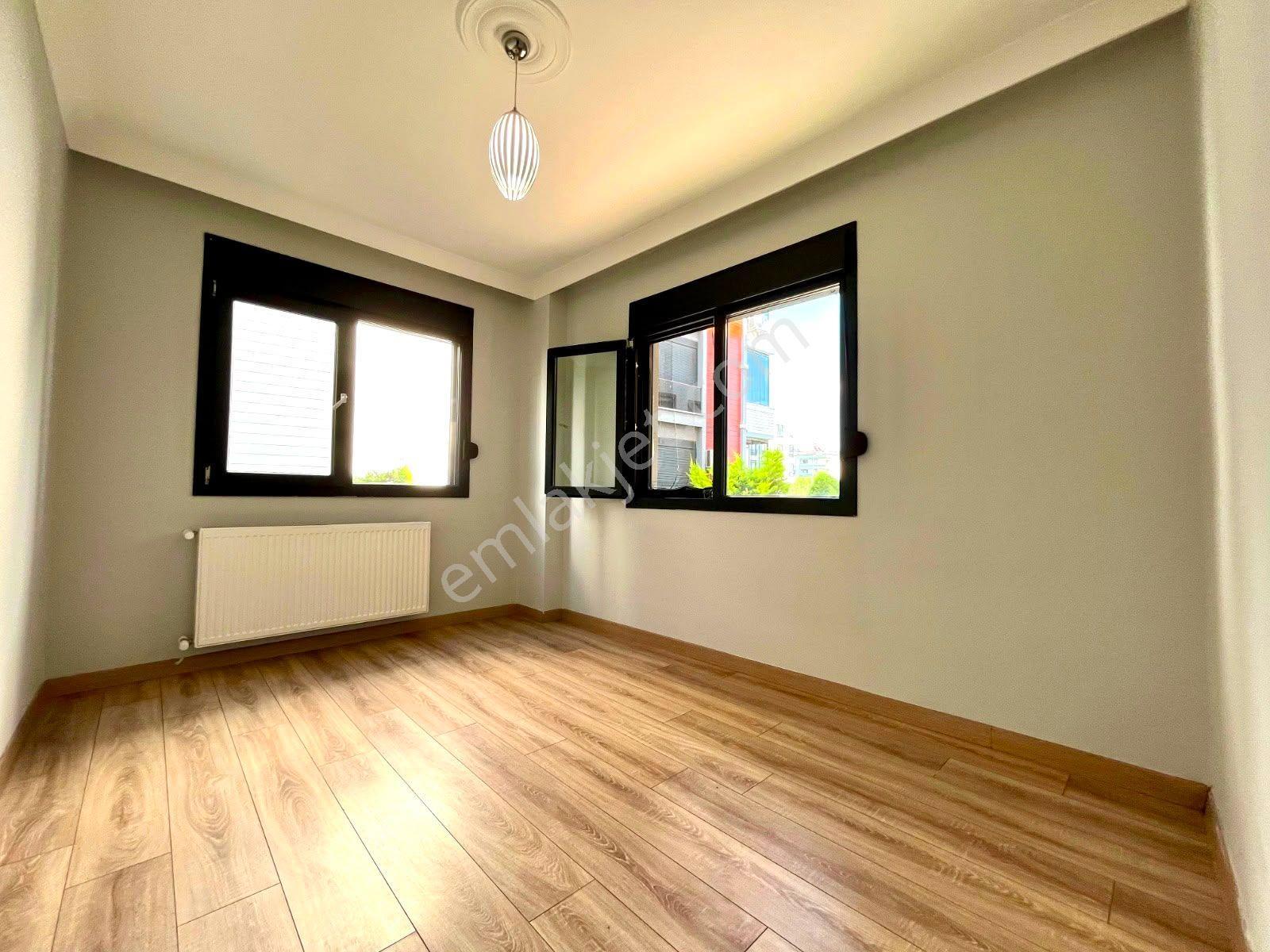 Referans'tan Altınkum'da Ayrı Mutfak Doğalgazlı Modern Tasarımlı 2+1 Daire — fotoğraf 18
