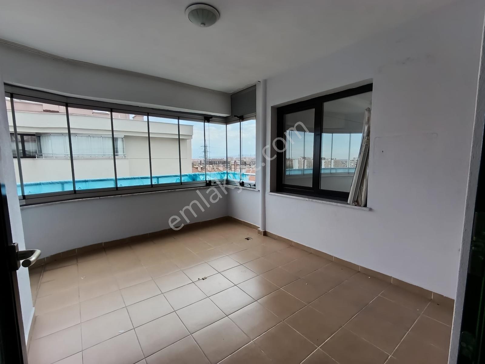 Yazır Mahallesi Cd. Cepheli Uzay Kent'te | Manzaralı 4+1 Daire — fotoğraf 27
