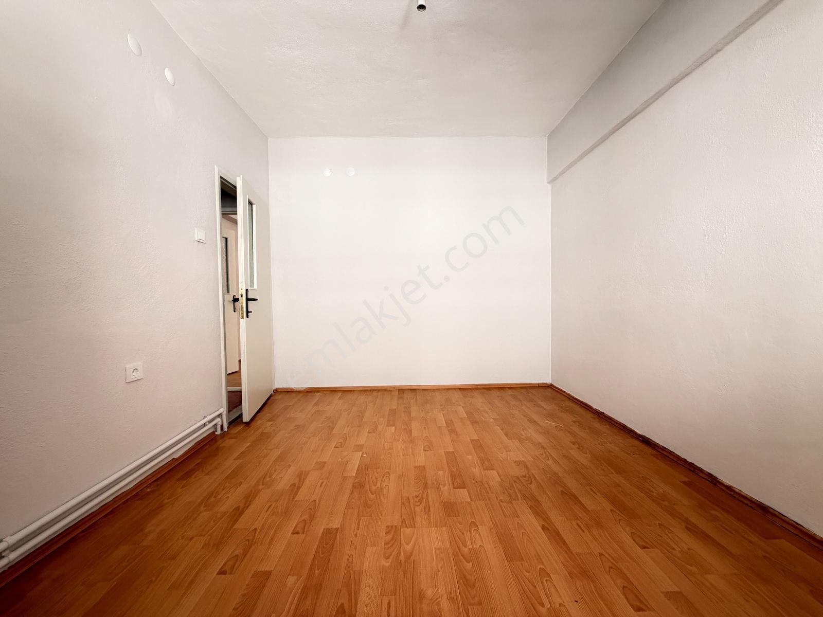 Kuzey'den Kredi Limitsiz 3+1 Merkez'de Masrafsız Acil Satılık D. — fotoğraf 17