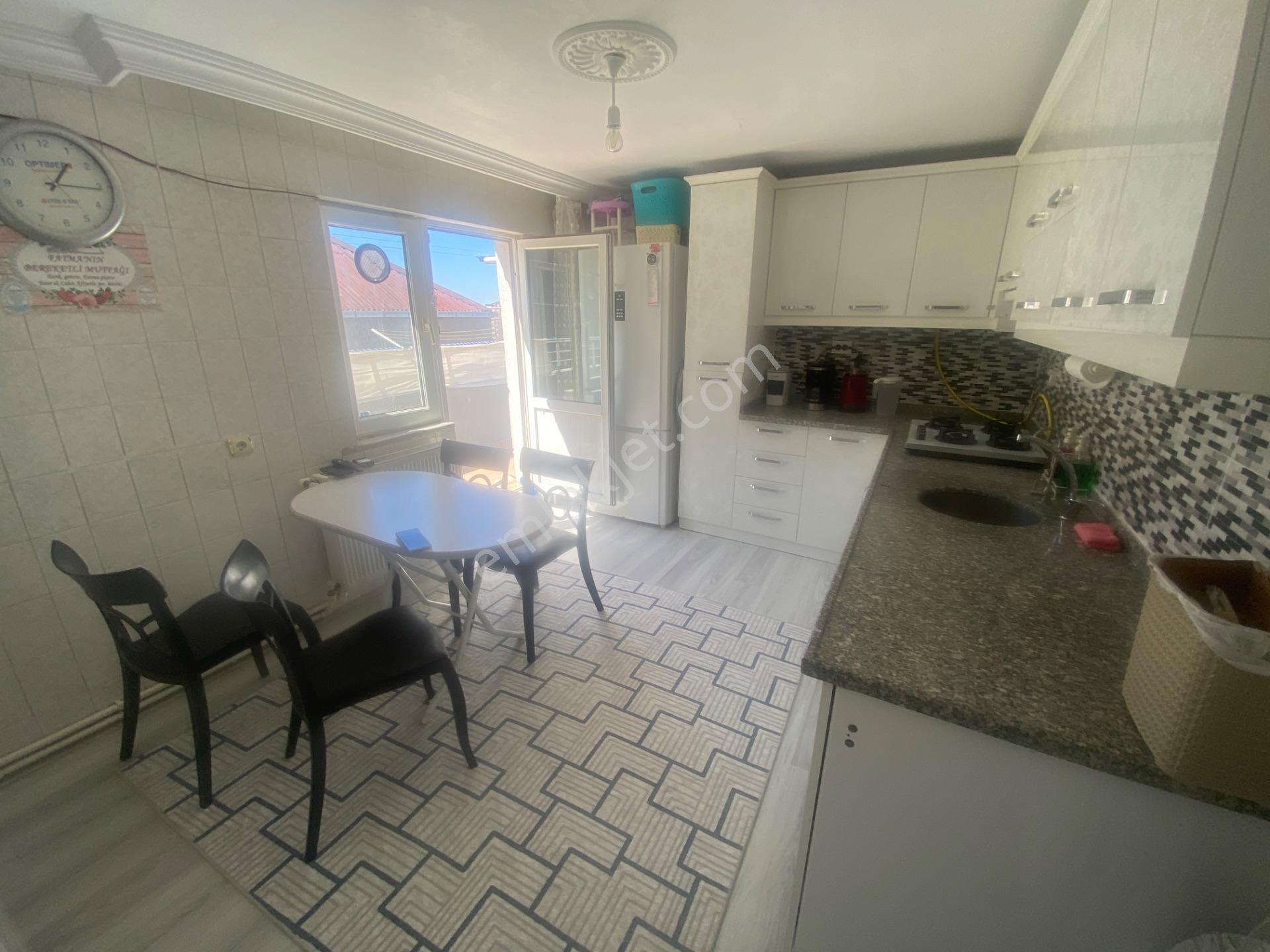 Uğur Emlaktan Fevzi Oaşa Mah 2+1 5. Kat Daire — fotoğraf 19