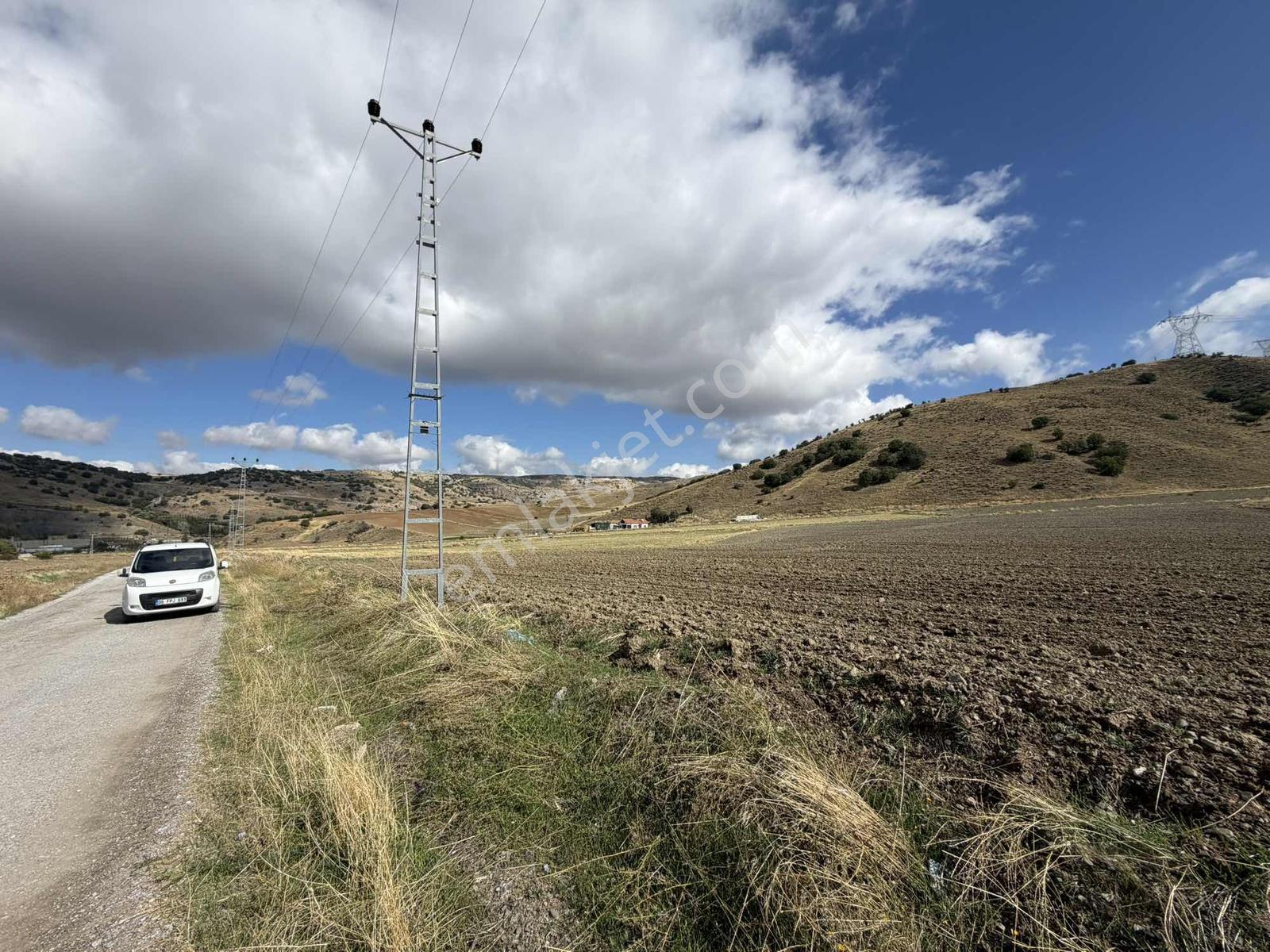 /Lider'Den/Kızık Mah 459 M2 Hisseli Tarla Kadastro Yolu Mevcut