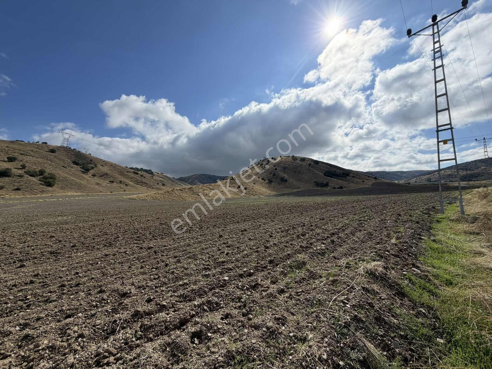 /lider'den/kızık Mah 459 M2 Hisseli Tarla Kadastro Yolu Mevcut — fotoğraf 5
