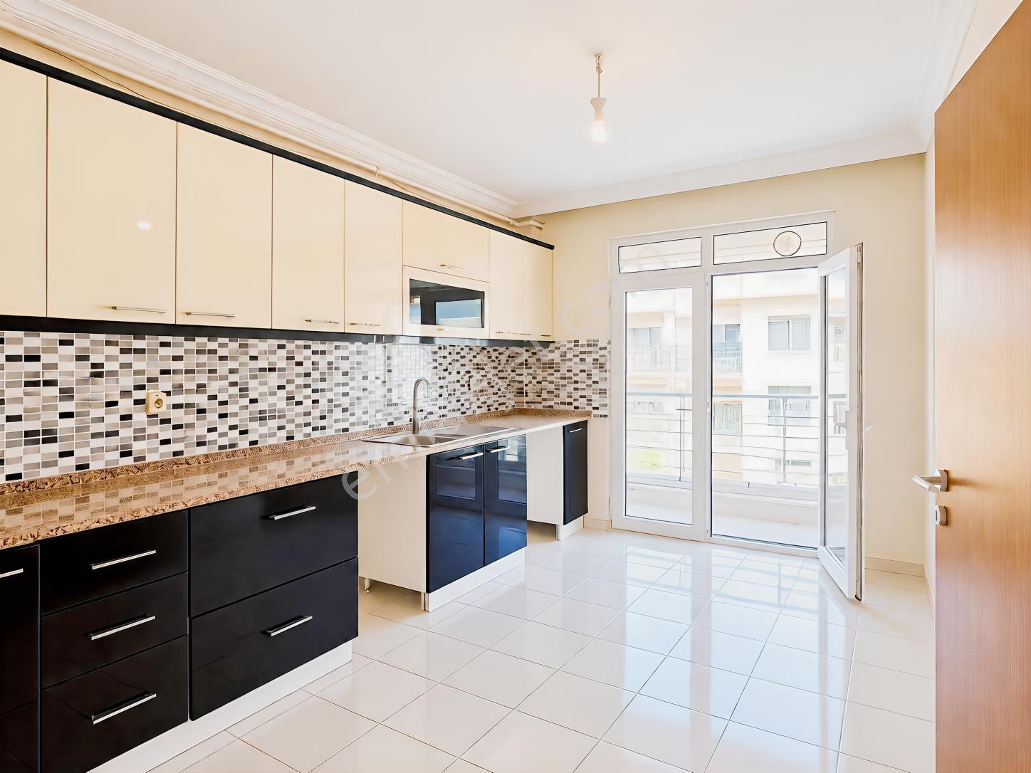 Rw/detay'dan Gaffar Okkan Cd. Üzeri 3+1 150m2 Satılık Daire — fotoğraf 11