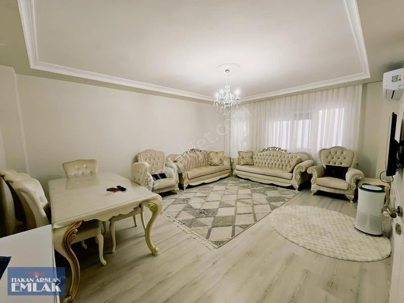 Kütükçü Merkezde Çook Geniş,çift Balkonlu,doğalgazlı 3+1 Daire — fotoğraf 2