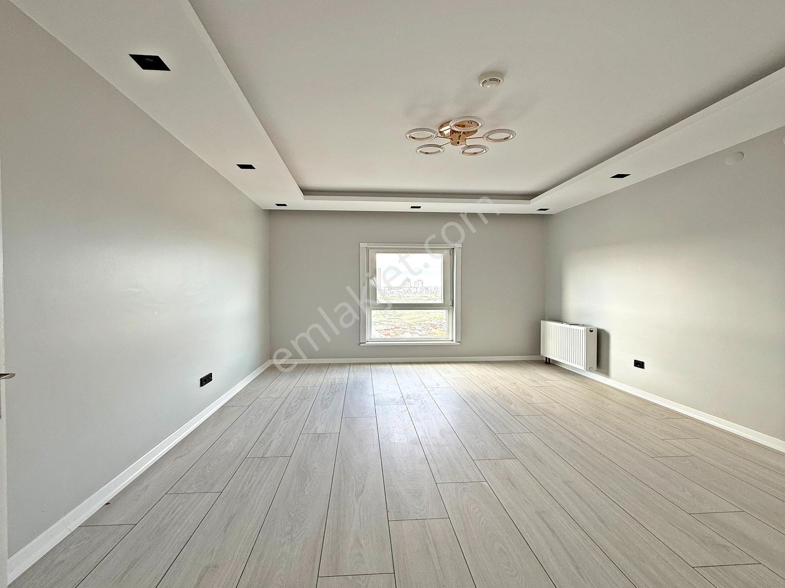 Şehir Manzaralı Devasa Metre Kareli Masrafsız Anahtar Teslim 3+1 — fotoğraf 12
