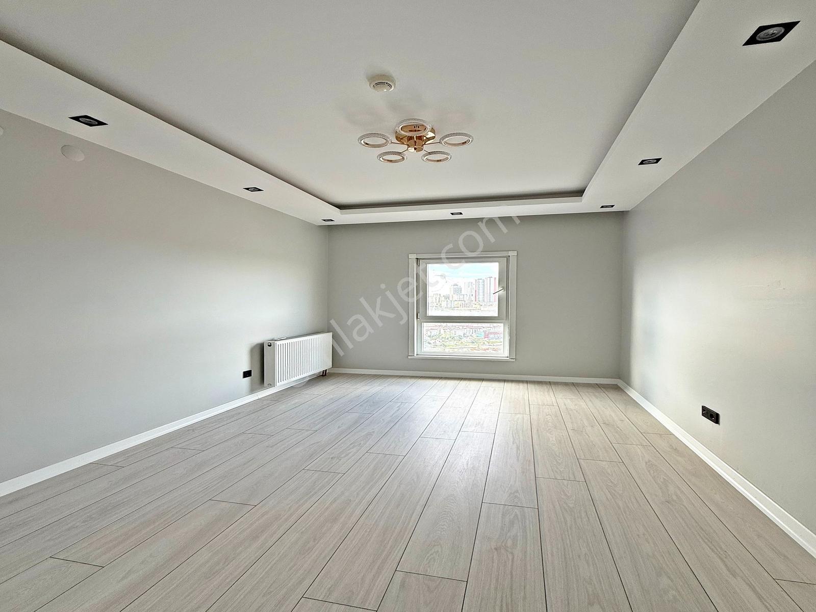 Şehir Manzaralı Devasa Metre Kareli Masrafsız Anahtar Teslim 3+1 — fotoğraf 13