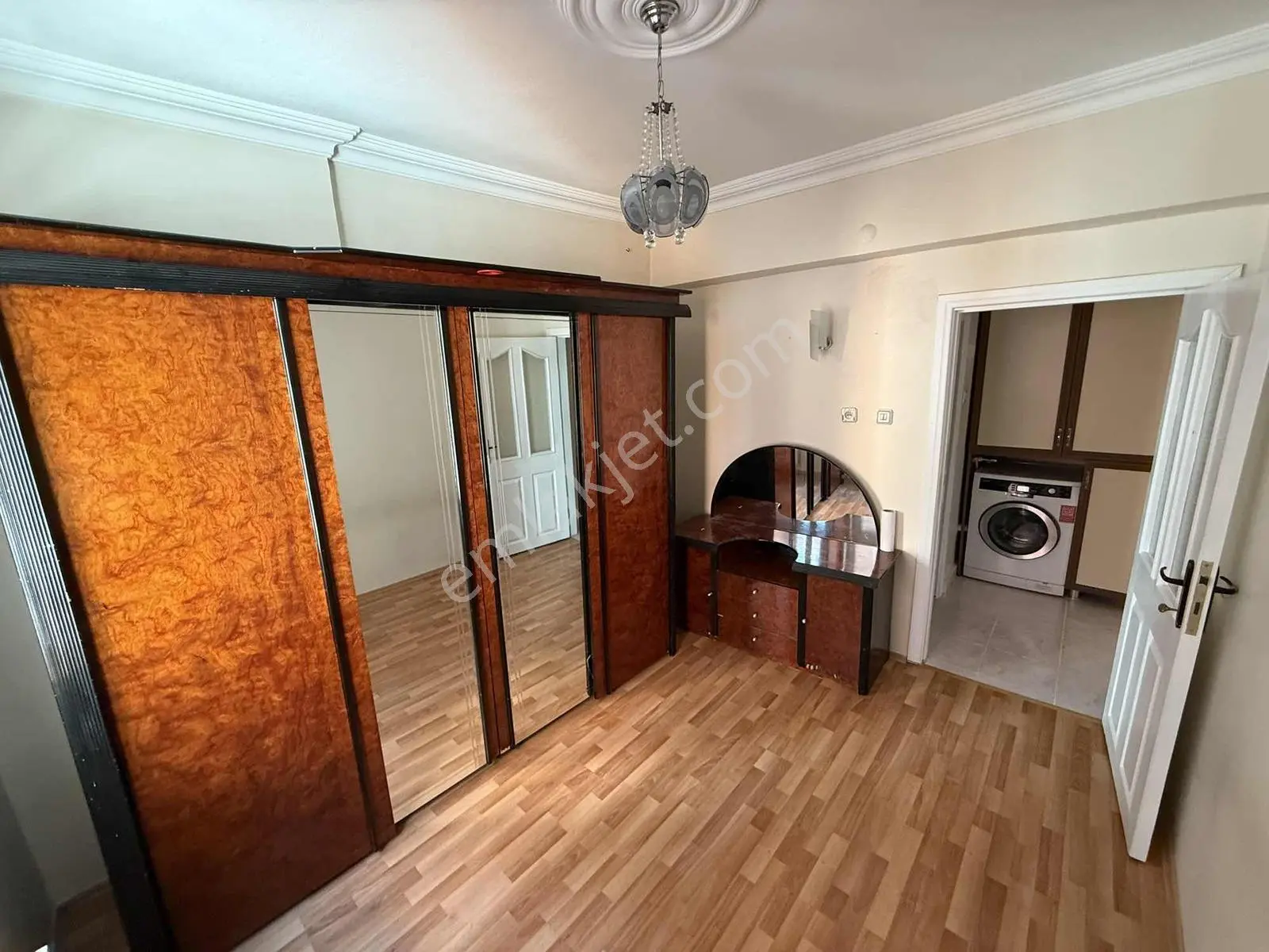Doğukan Real Estate | Yeni Mahalle Elazığ Belediye Anaokulu Yukarısında 3+1 Asansörlü Satılık Daire — fotoğraf 2