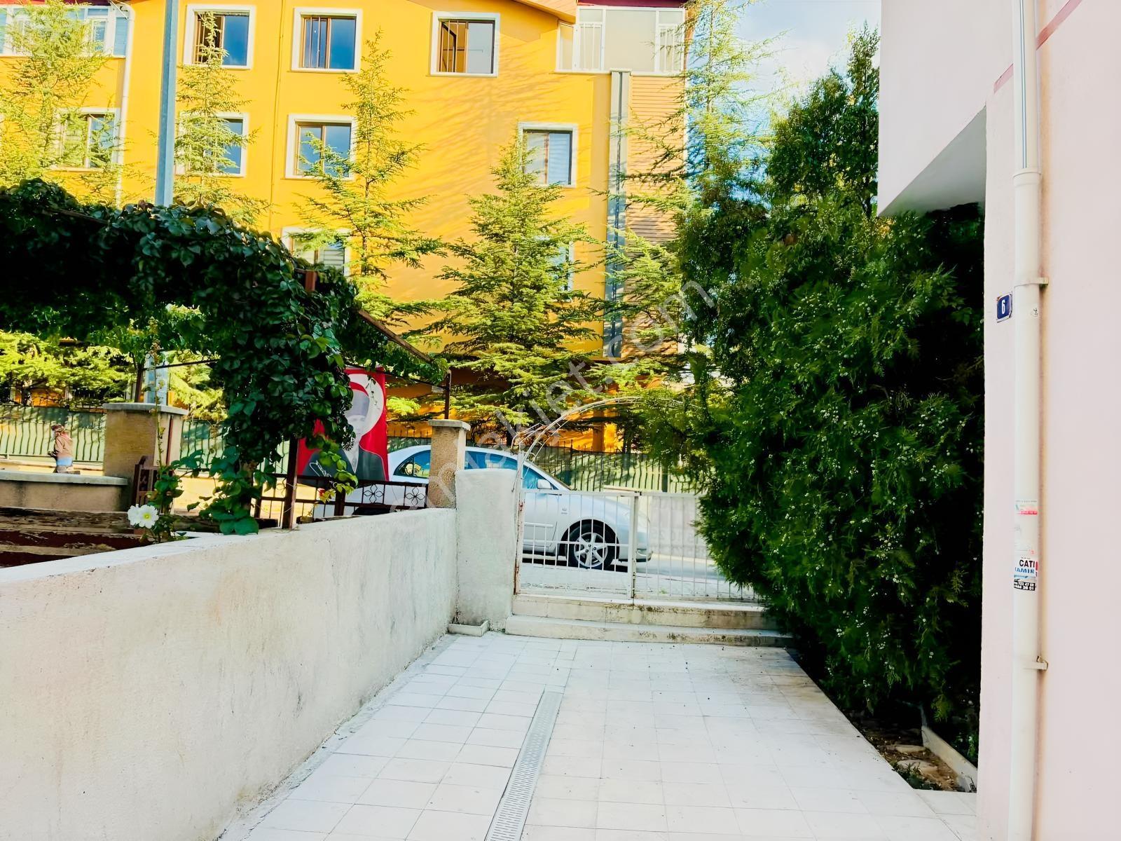 Beştepe'de Merkezi Konumda Bahçeli Bağımsız 2+1 — fotoğraf 4