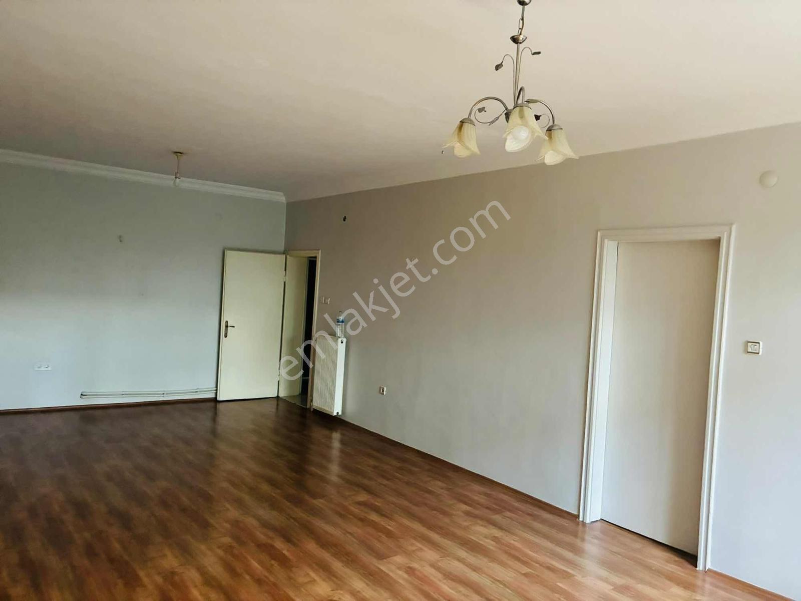 Beştepe'de Merkezi Konumda Bahçeli Bağımsız 2+1 — fotoğraf 9