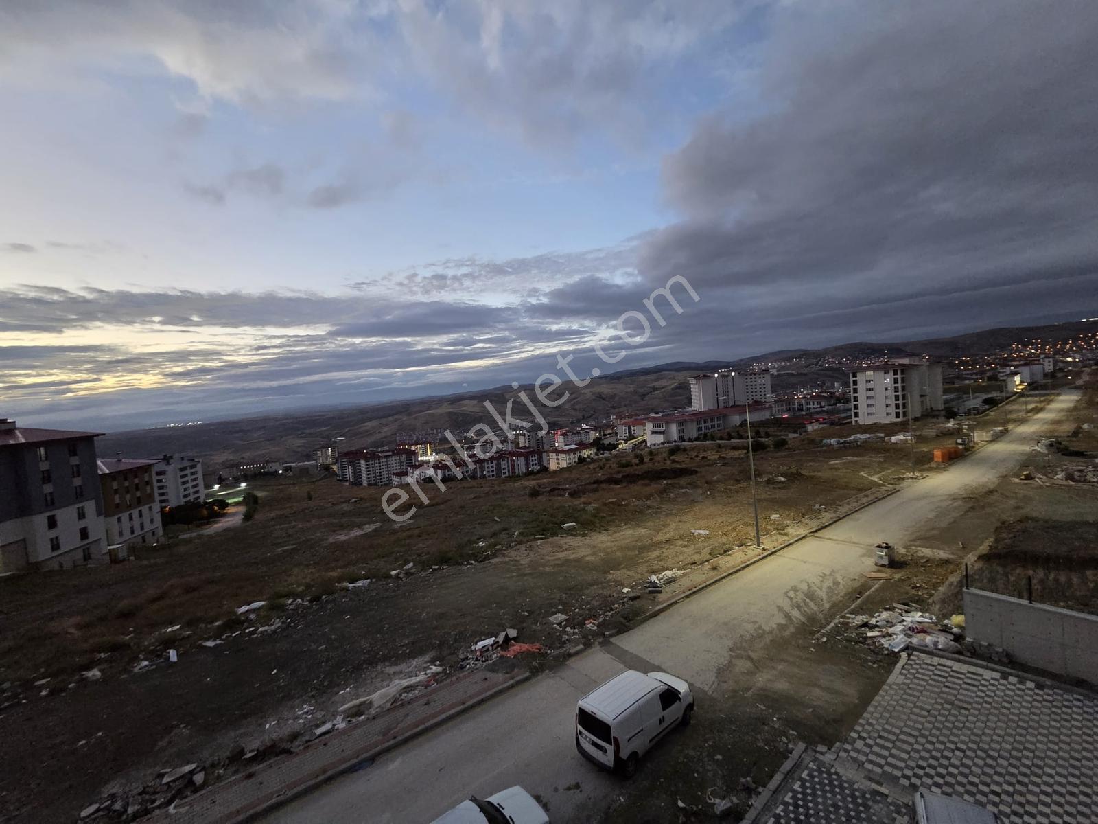 Çankaya Emlaktan Satılık Geniş Ultra Lüks 3+1 Daire — fotoğraf 24