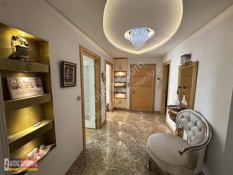 Ücgül Cadde Starbucks Civ. Site İçi Kapalı Mutfak 4+1 Lüks Daire — fotoğraf 3