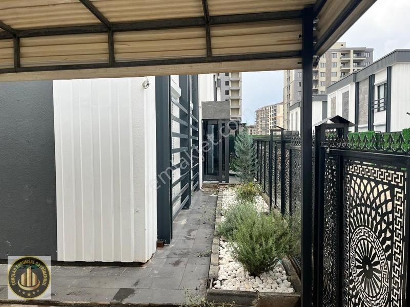 Çelikevler Civarında Satılık 5+1 Dublex Villa ( 5k Buhara ) — fotoğraf 4
