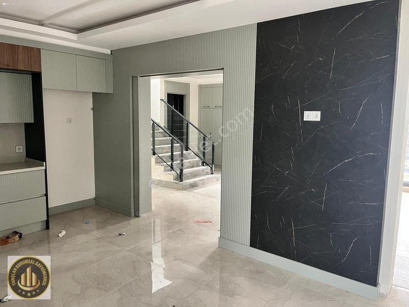 Çelikevler Civarında Satılık 5+1 Dublex Villa ( 5k Buhara ) — fotoğraf 11