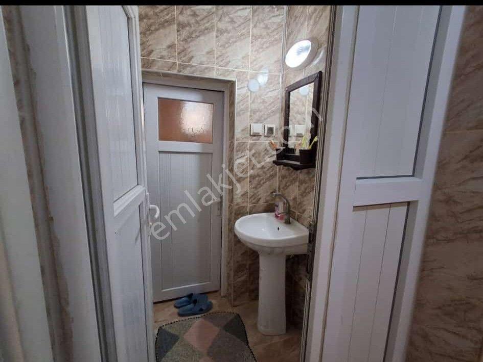 Levent Mahallesinde Geniş Bahçeli Tek Katlı Müstakil — fotoğraf 18