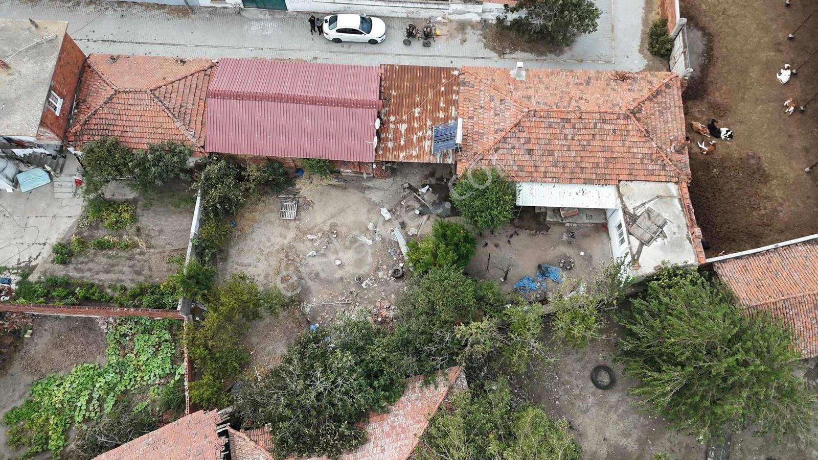 Balnovadan Yakupköyde 549 M2 %40 2 Kat İmarlı Arsa — fotoğraf 5