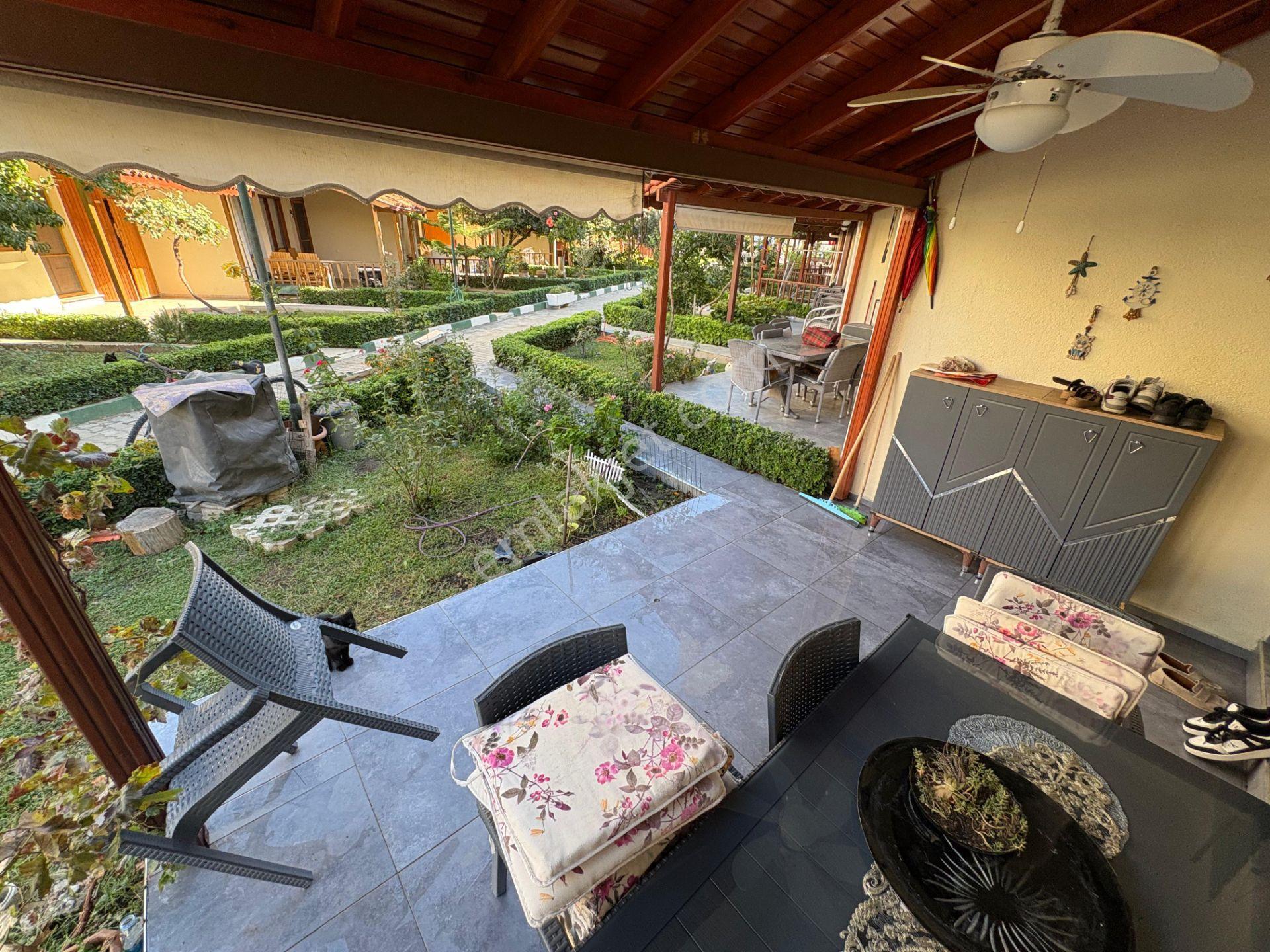 Rota Emlak'tan Gümüldürde Denize Sıfır Site İçerisinde 4+1 Villa — fotoğraf 20