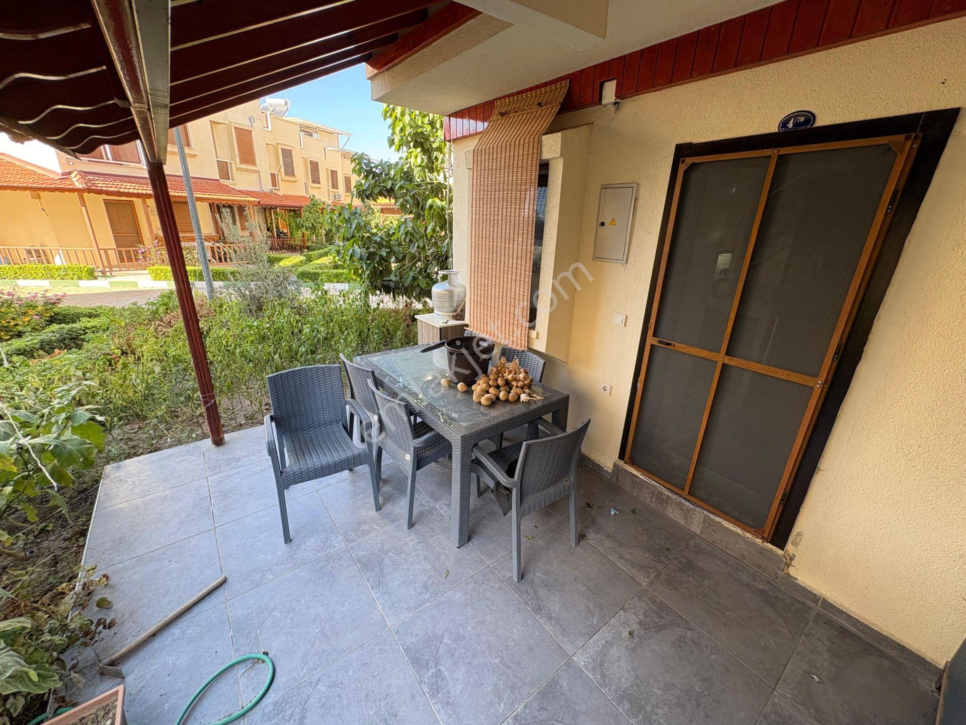 Rota Emlak'tan Gümüldürde Denize Sıfır Site İçerisinde 4+1 Villa — fotoğraf 21