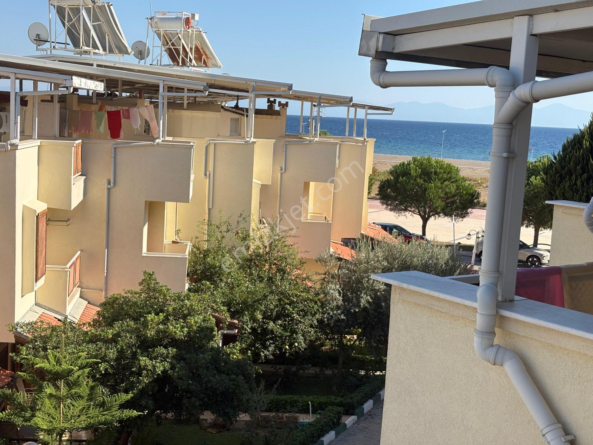 Rota Emlak'tan Gümüldürde Denize Sıfır Site İçerisinde 4+1 Villa — fotoğraf 27