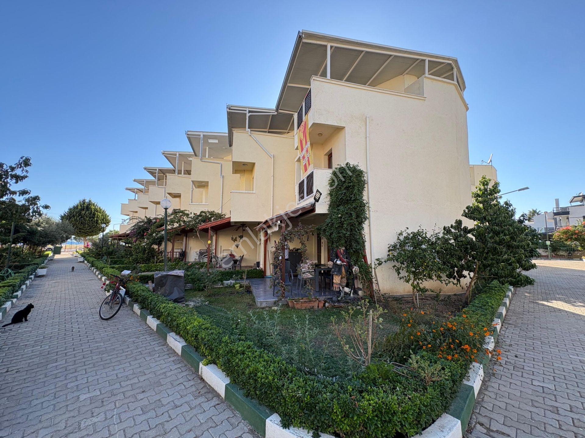 Rota Emlak'tan Gümüldürde Denize Sıfır Site İçerisinde 4+1 Villa — fotoğraf 30