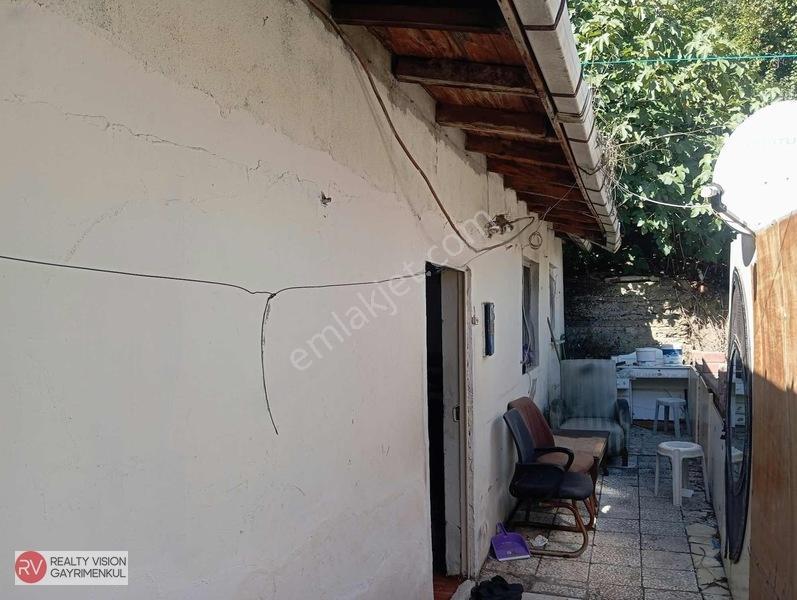 Ataşehir Barbaros Mah 141 M2 İmarlı Satılık Arsa — fotoğraf 3