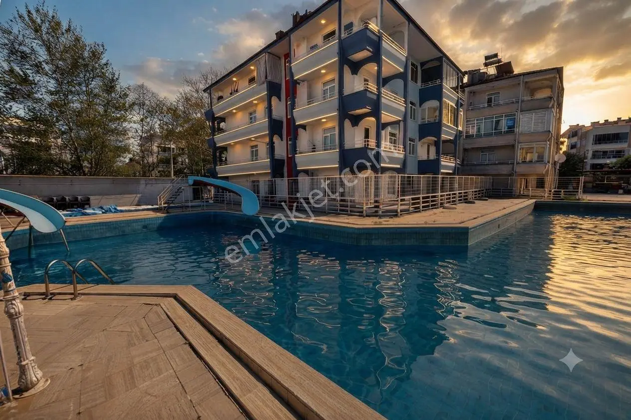 Aktif'ten Akçay'da Satılık Yüzme Havuzlu Ön Cephe Arakat Ferah 3+1 Daire — fotoğraf 2