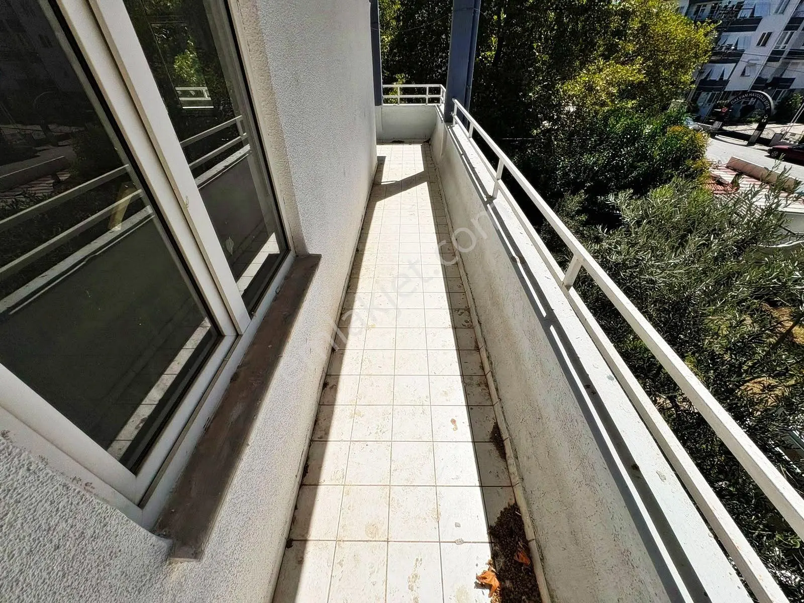 Aktif'ten Akçay'da Satılık Yüzme Havuzlu Ön Cephe Arakat Ferah 3+1 Daire — fotoğraf 25