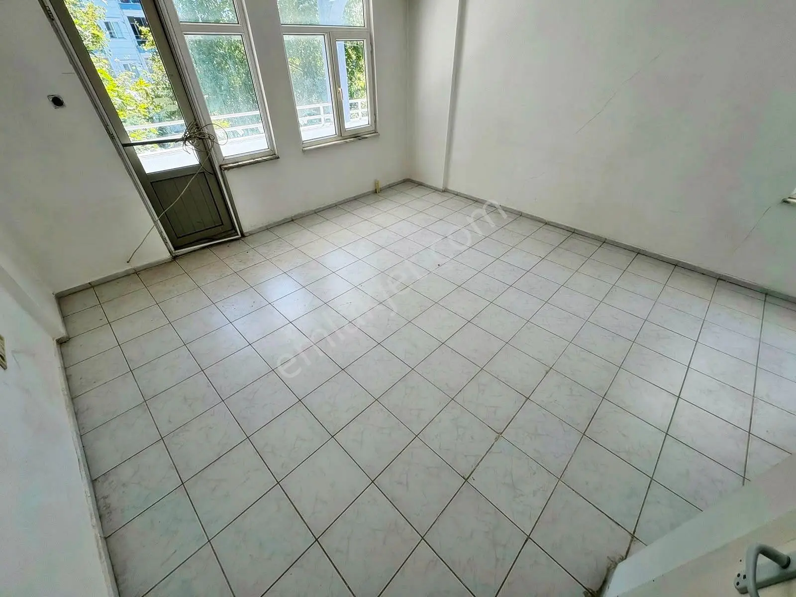 Aktif'ten Akçay'da Satılık Yüzme Havuzlu Ön Cephe Arakat Ferah 3+1 Daire — fotoğraf 30