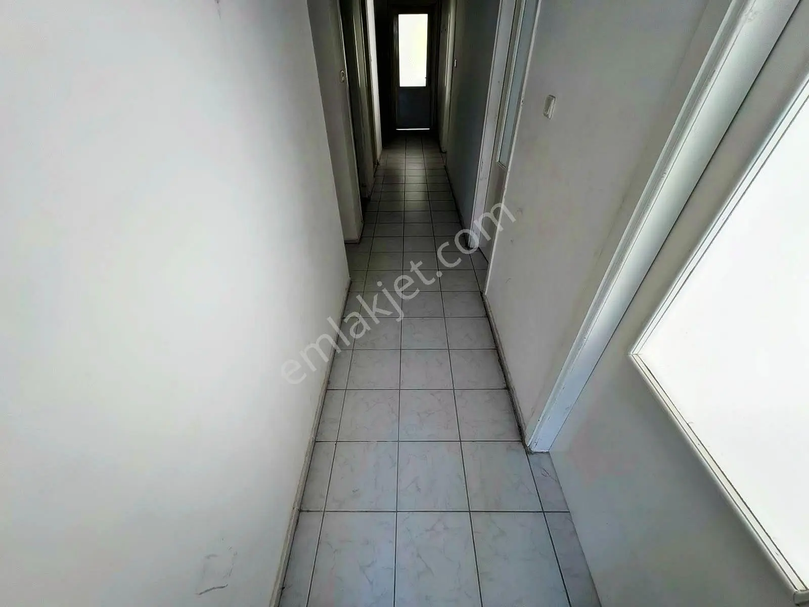 Aktif'ten Akçay'da Satılık Yüzme Havuzlu Ön Cephe Arakat Ferah 3+1 Daire — fotoğraf 35
