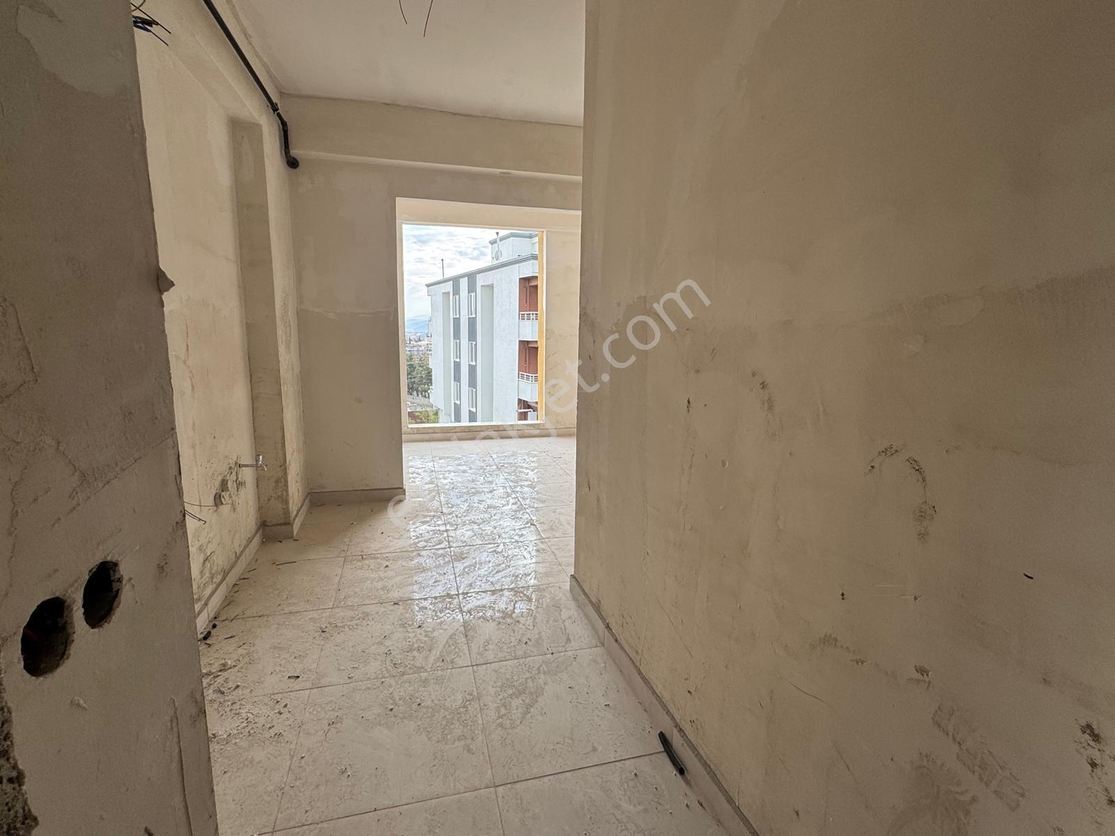 Germenicia'dan Sgk Civarı Ferah 3+1 Satılık Daire — fotoğraf 6