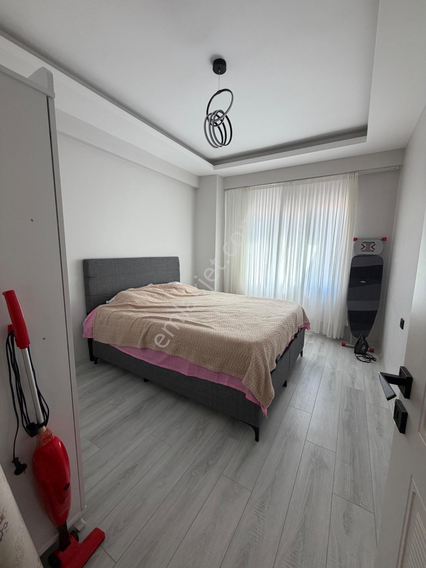 Beyverdi Sitesinde Havuzlu Ful Dayalı Döşeli 1+1 Satılık Lüks Daire — fotoğraf 3