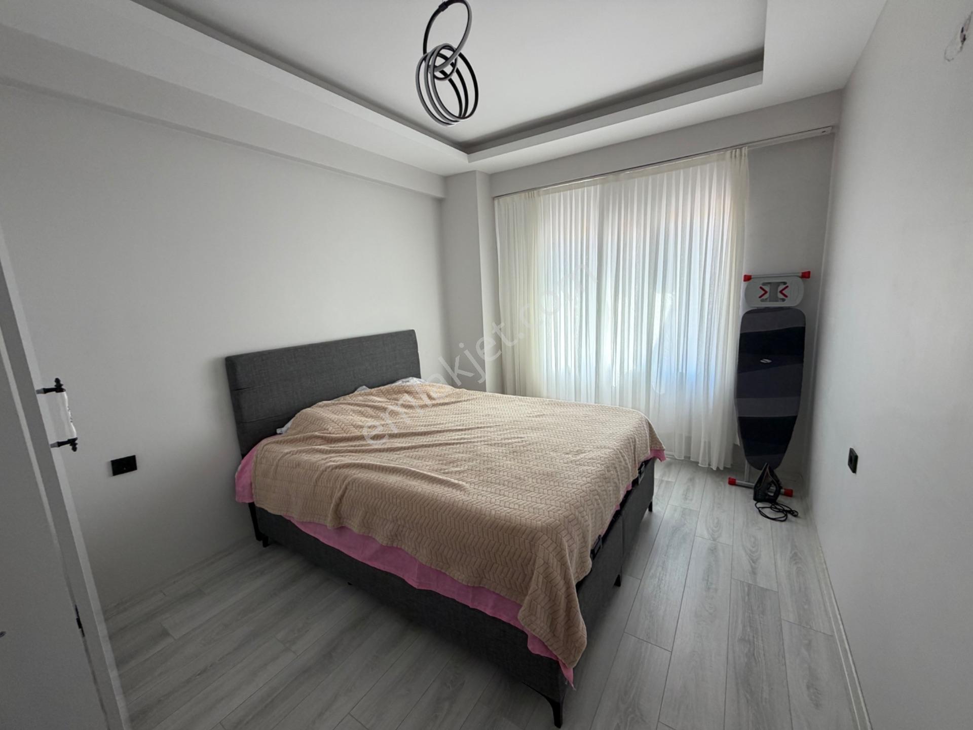 Beyverdi Sitesinde Havuzlu Ful Dayalı Döşeli 1+1 Satılık Lüks Daire — fotoğraf 5