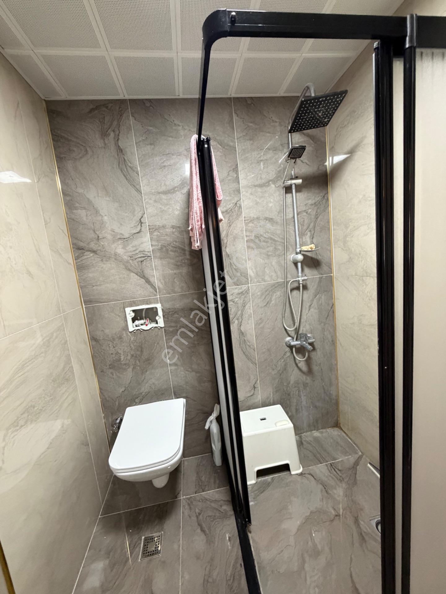 Beyverdi Sitesinde Havuzlu Ful Dayalı Döşeli 1+1 Satılık Lüks Daire — fotoğraf 10