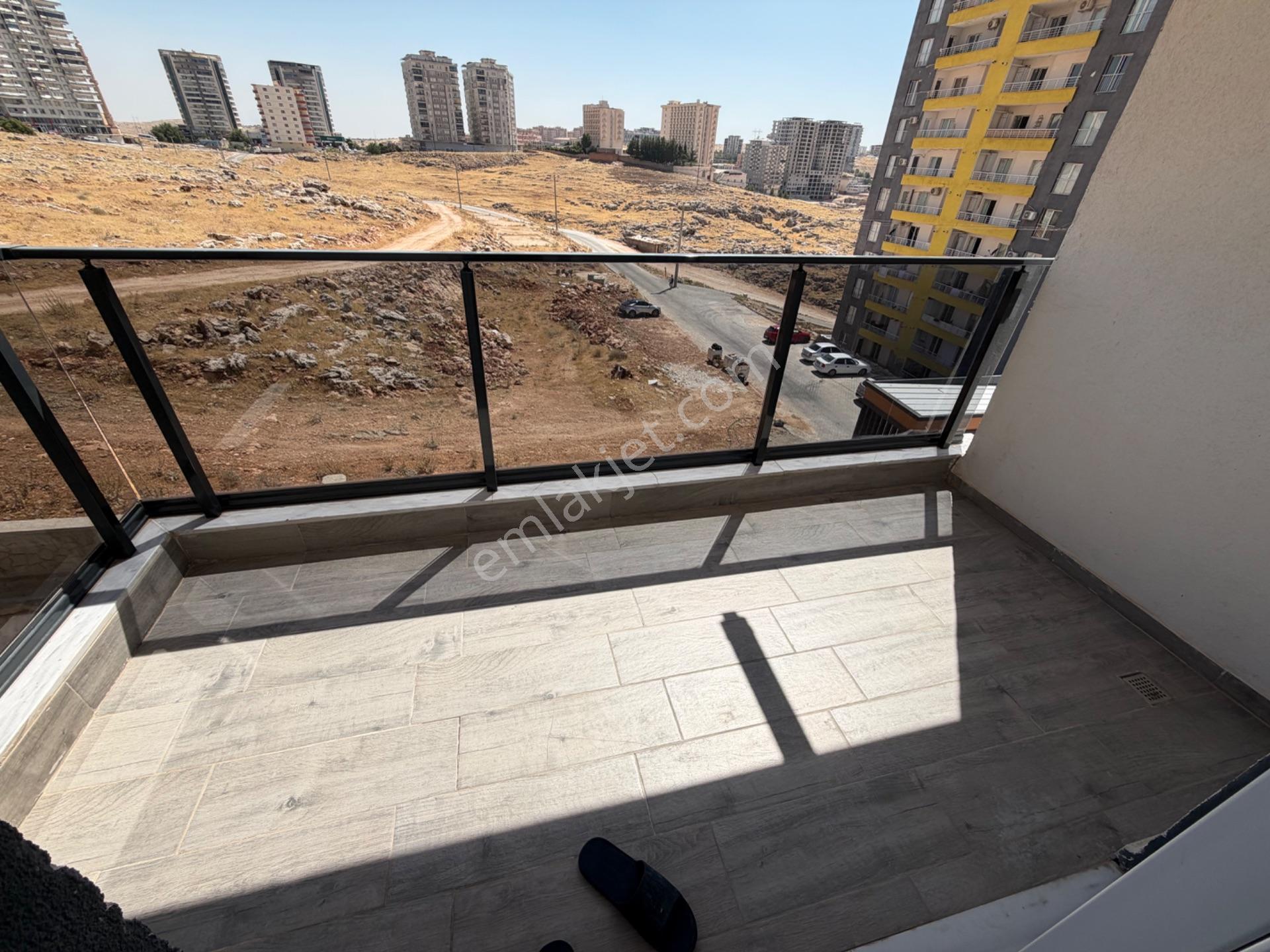 Beyverdi Sitesinde Havuzlu Ful Dayalı Döşeli 1+1 Satılık Lüks Daire — fotoğraf 11
